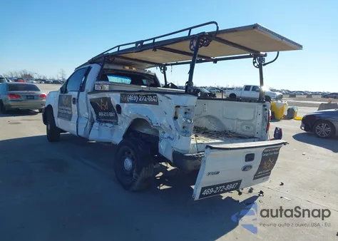 2013 Ford F-150 Xl z USA, uszkodzony, nr VIN 1FTMF1CM5DKE24403